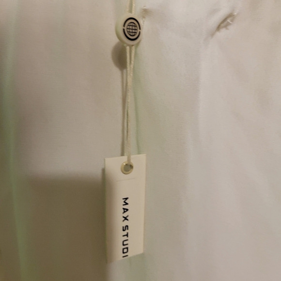 Max Stuido White Blouse Ruffled Sleeves Demure Business Causal Timeless NWT - Picture 7 of 7